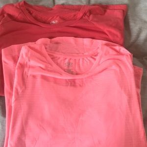 Tee shirt bundle Medium